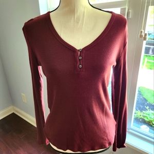 GAP Burgundy VNeck Top